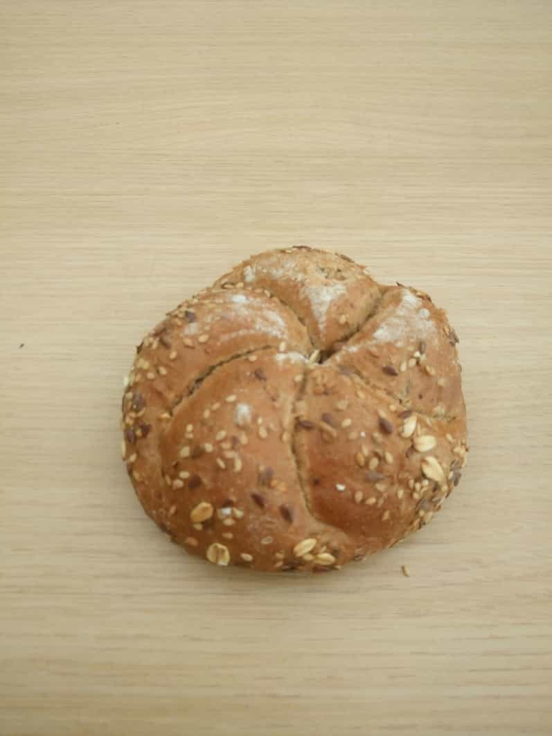 Donker kaiserbroodje